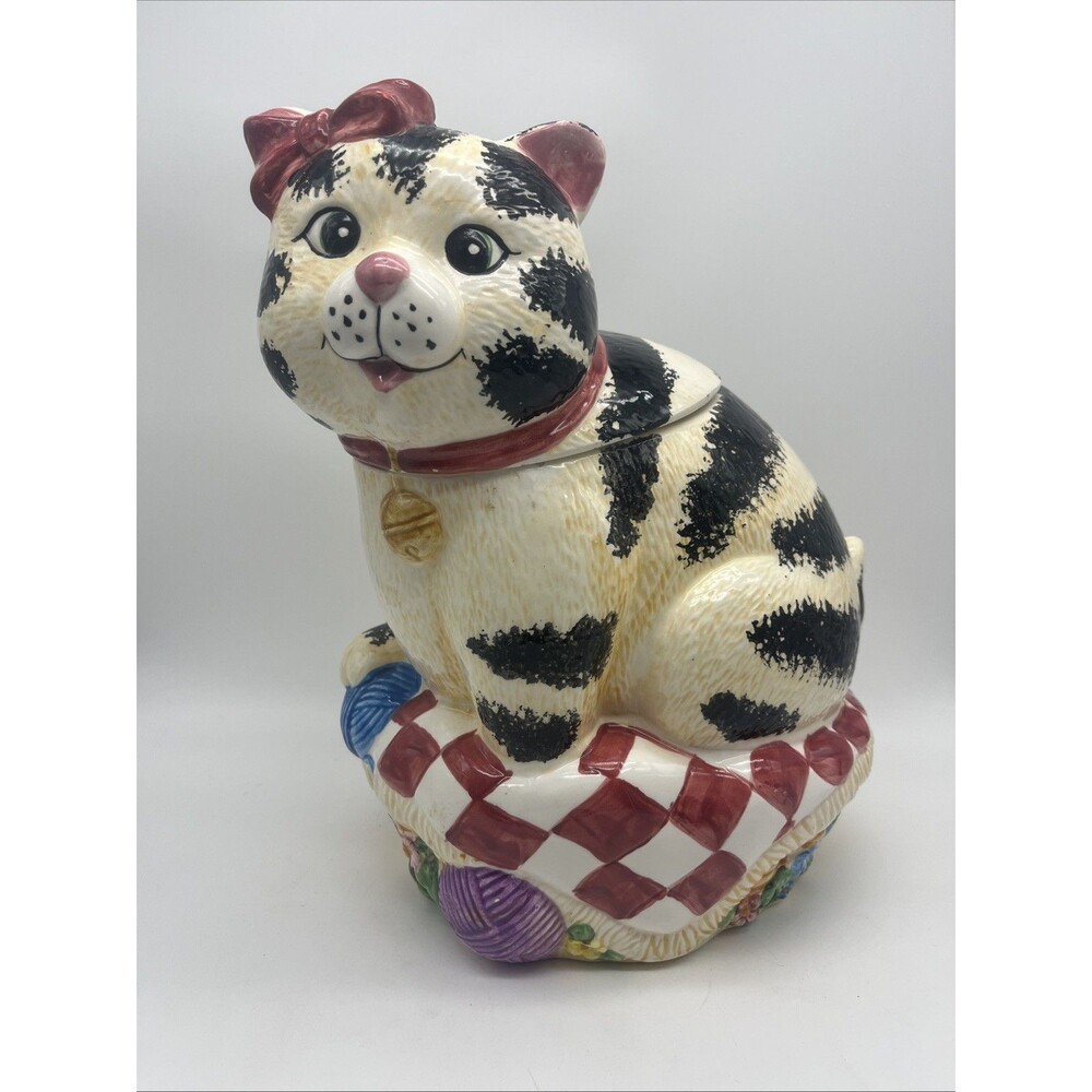 Vintage International Art Cat Cookie Jar 12" in Yarn Plaid Basket Black Tabby